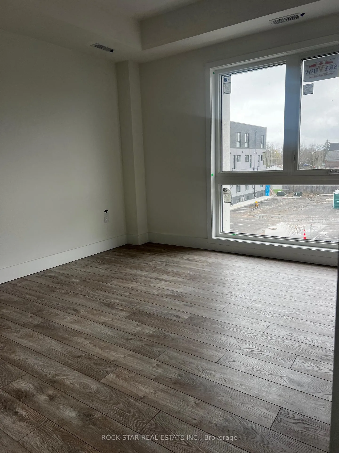 Photo 14 of Unit 320, 6638 Mcleod Road, Niagara Falls, Oldfield — HOMEH