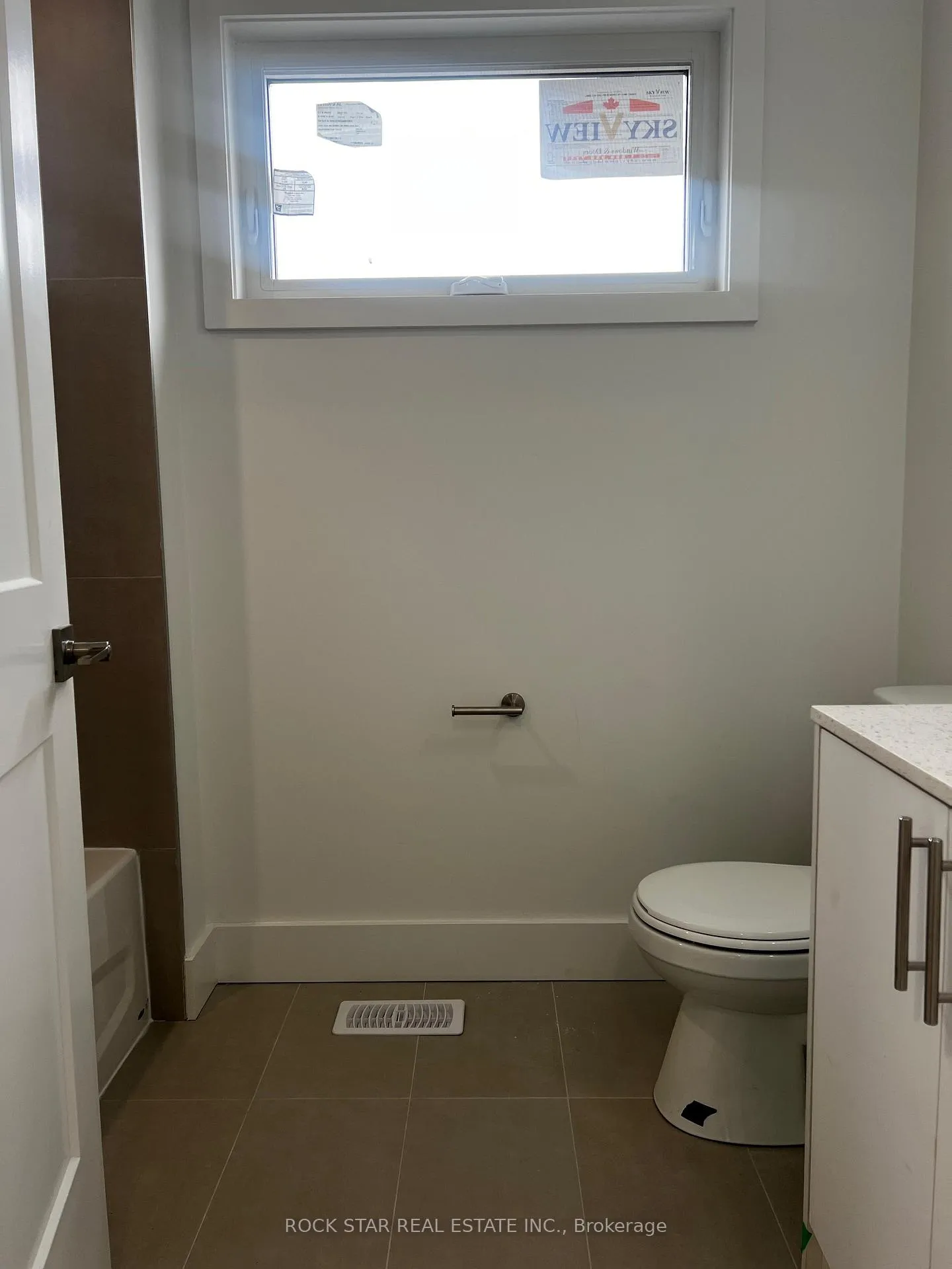 Photo 17 of Unit 320, 6638 Mcleod Road, Niagara Falls, Oldfield — HOMEH