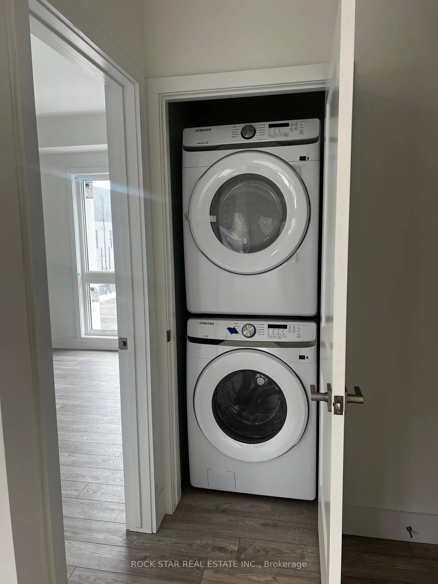 Photo 19 of Unit 320, 6638 Mcleod Road, Niagara Falls, Oldfield — HOMEH