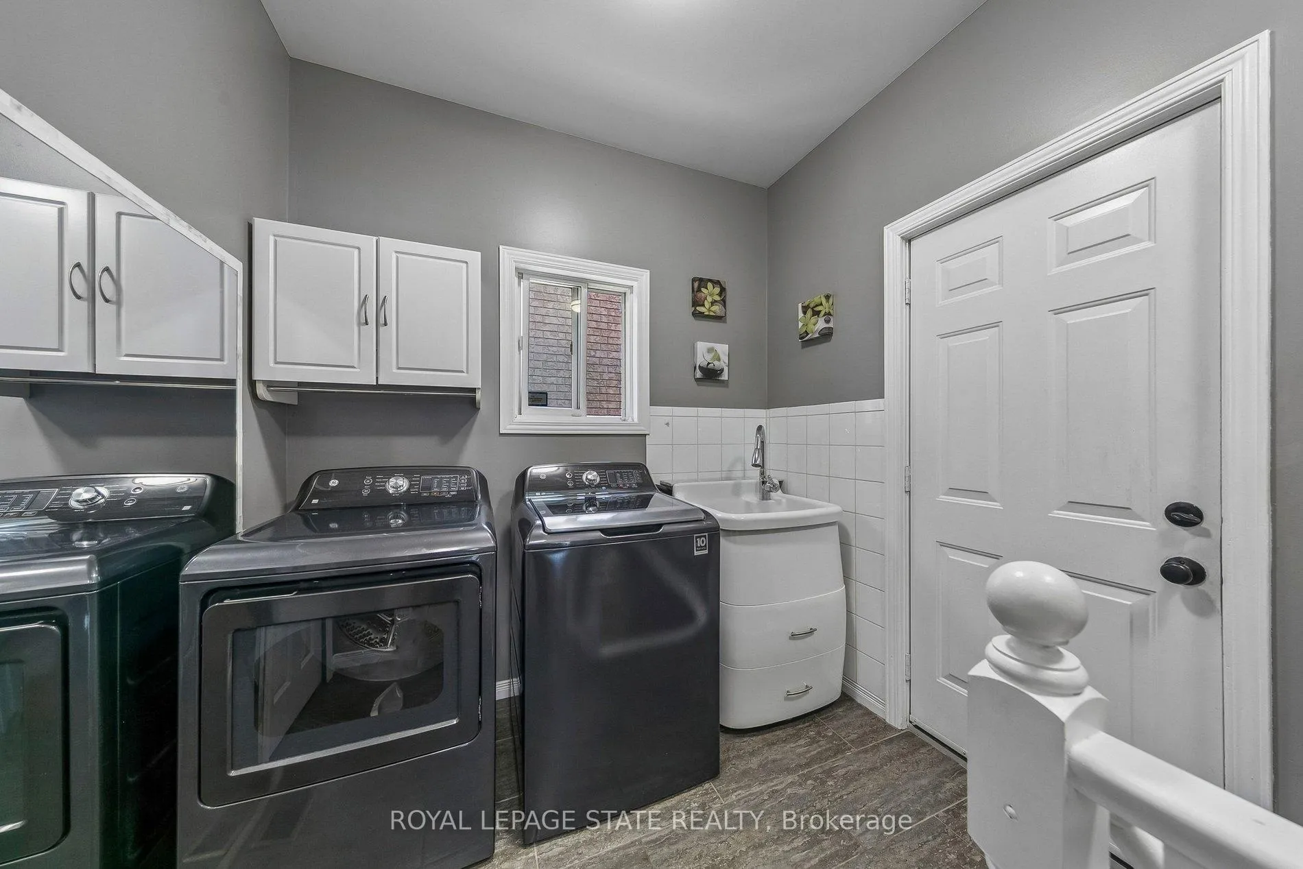 Photo 16 of 55 Chesley Street, Hamilton, Gourley — HOMEH