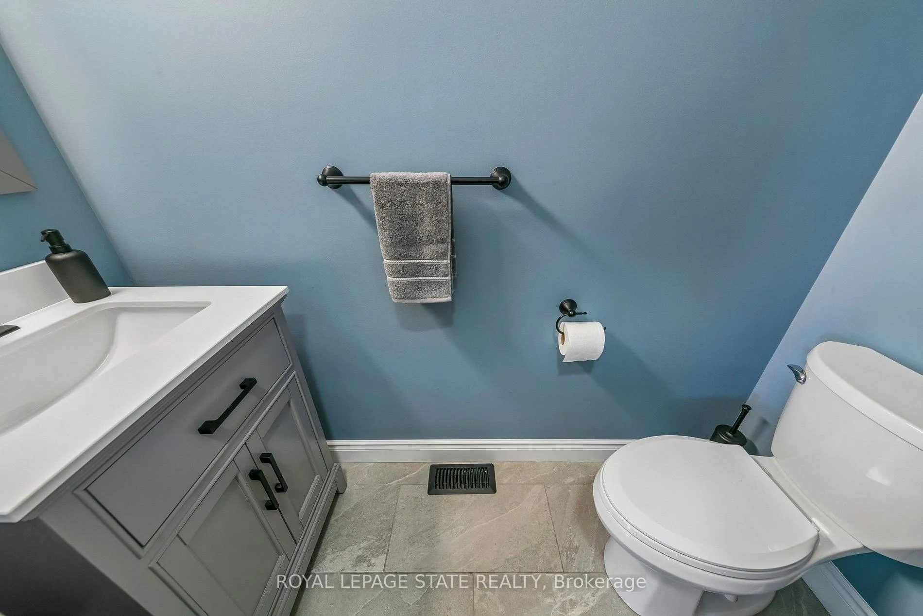 Photo 25 of 55 Chesley Street, Hamilton, Gourley — HOMEH