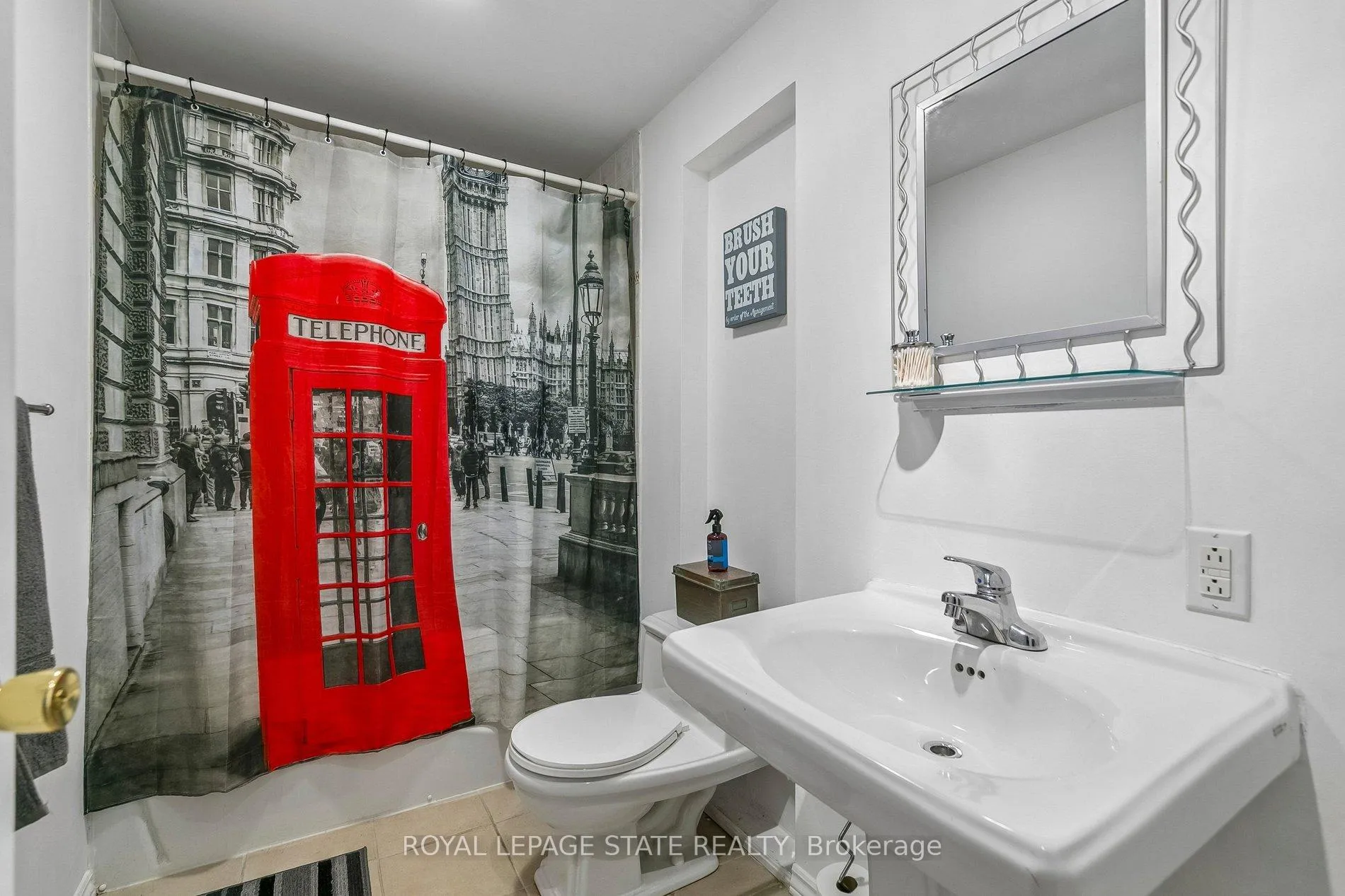 Photo 43 of 55 Chesley Street, Hamilton, Gourley — HOMEH