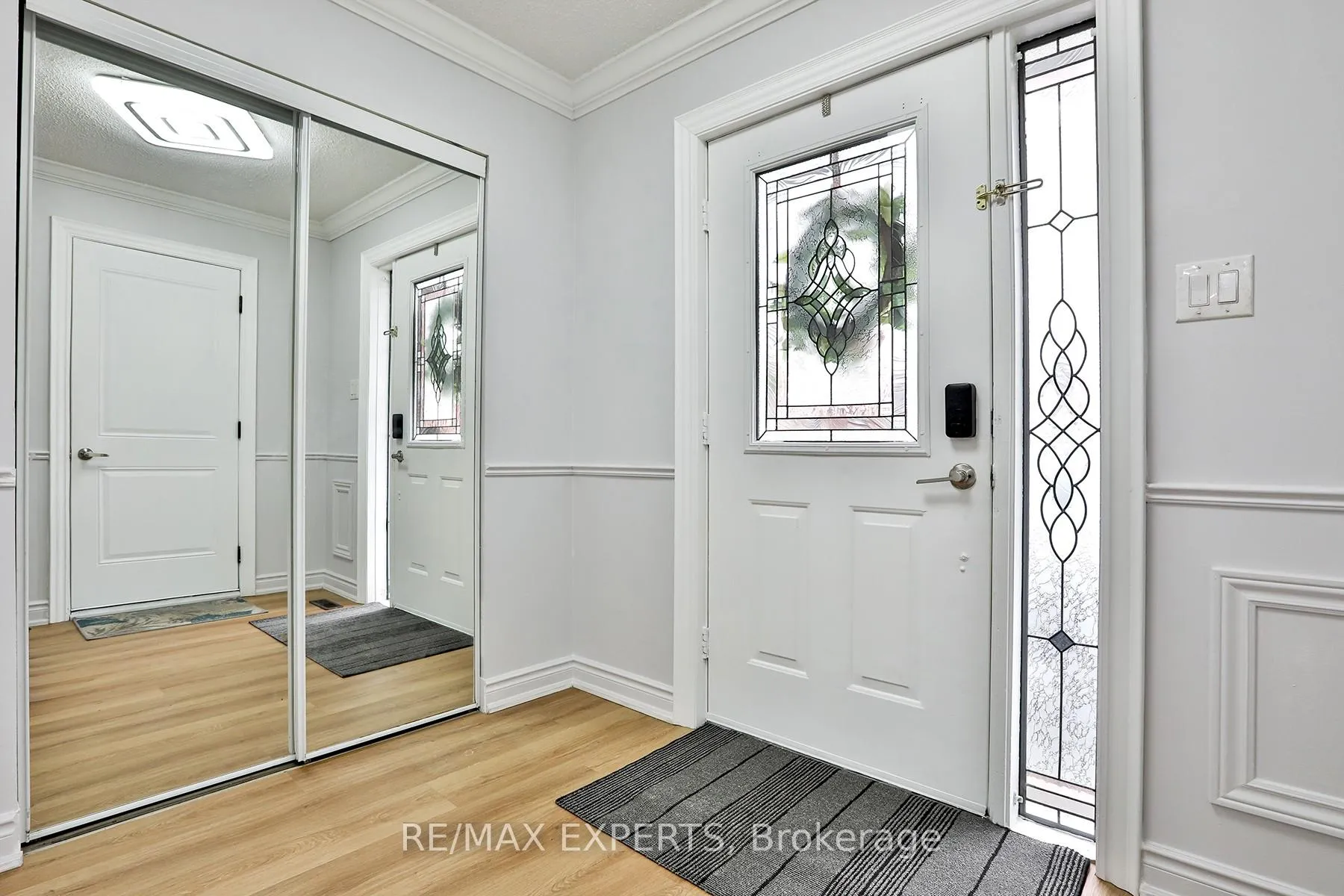 Photo 3 of 16 Hetherington Place, Brampton, Central Park — HOMEH