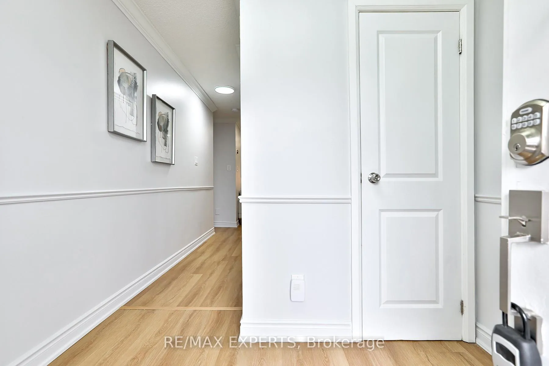 Photo 4 of 16 Hetherington Place, Brampton, Central Park — HOMEH