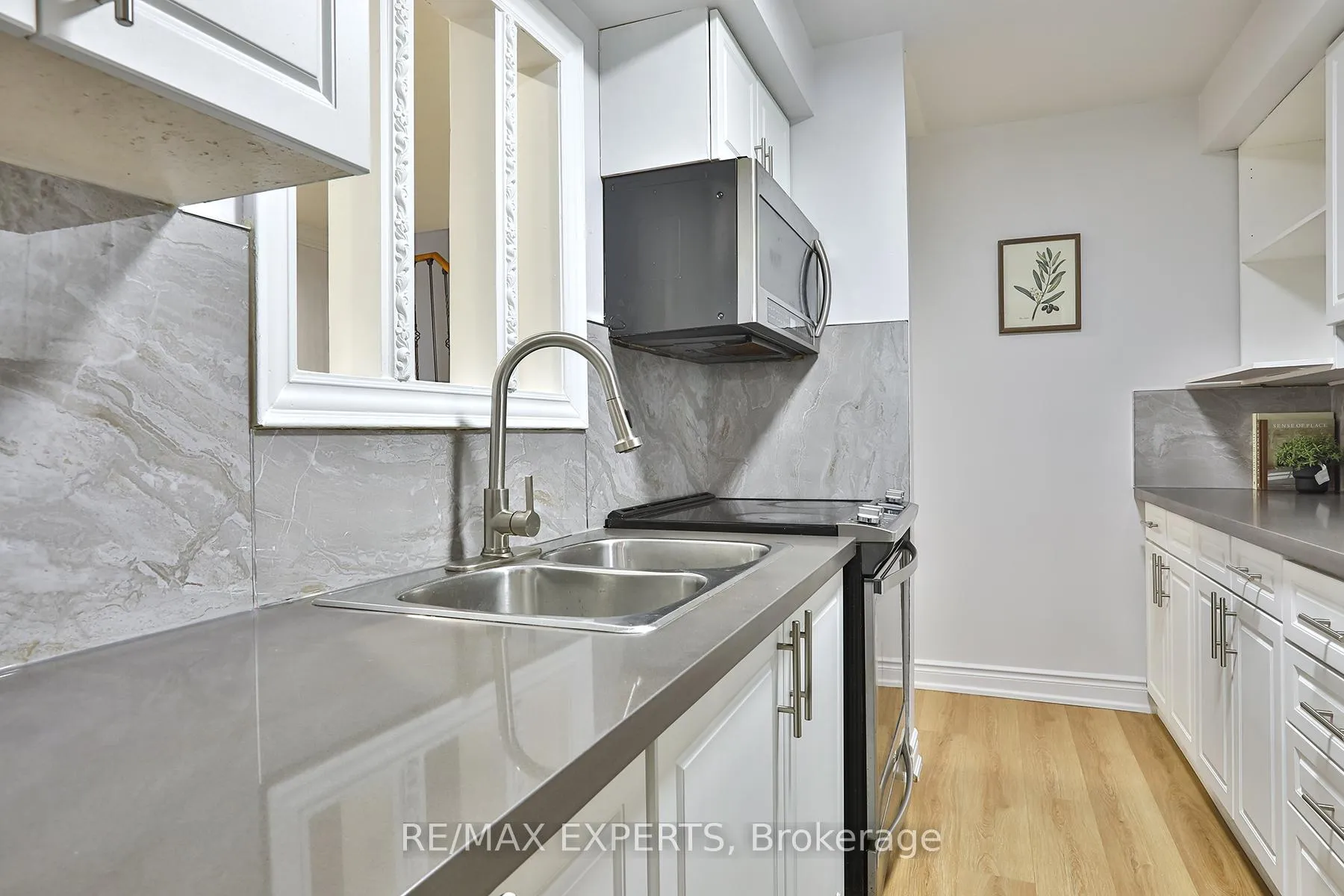 Photo 14 of 16 Hetherington Place, Brampton, Central Park — HOMEH