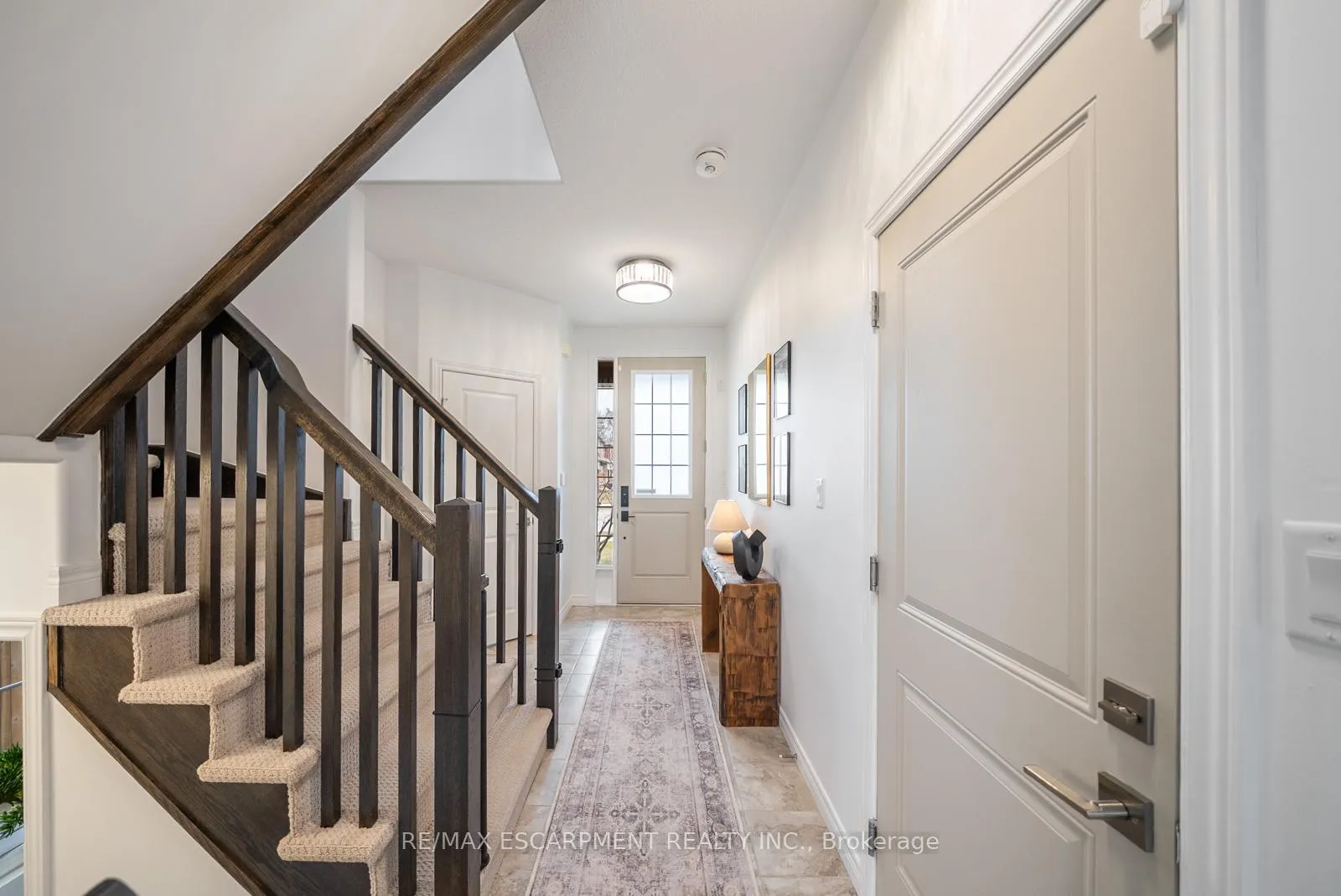 Photo 6 of 69 John Frederick Drive, Hamilton, Meadowlands — HOMEH