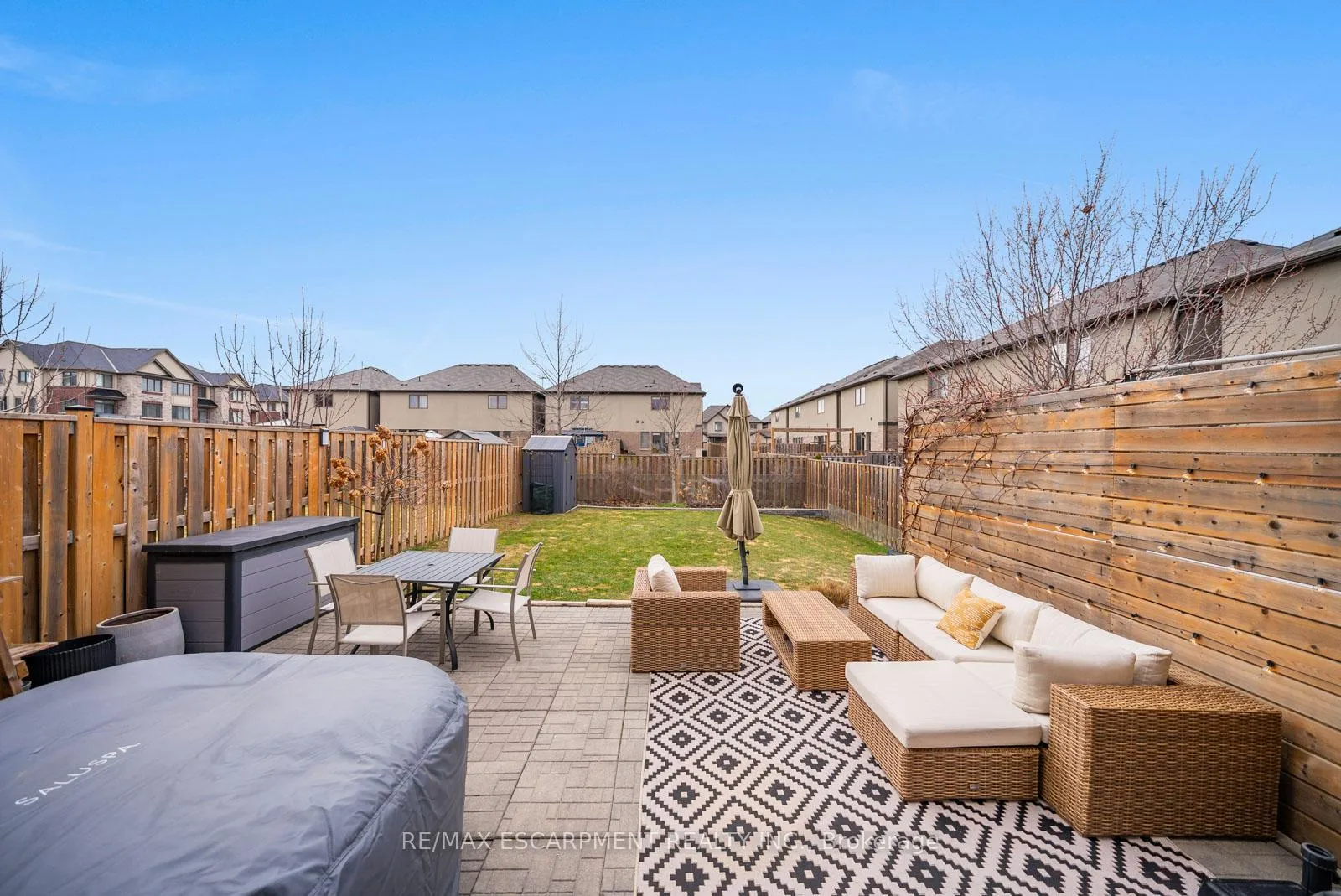 Photo 21 of 69 John Frederick Drive, Hamilton, Meadowlands — HOMEH