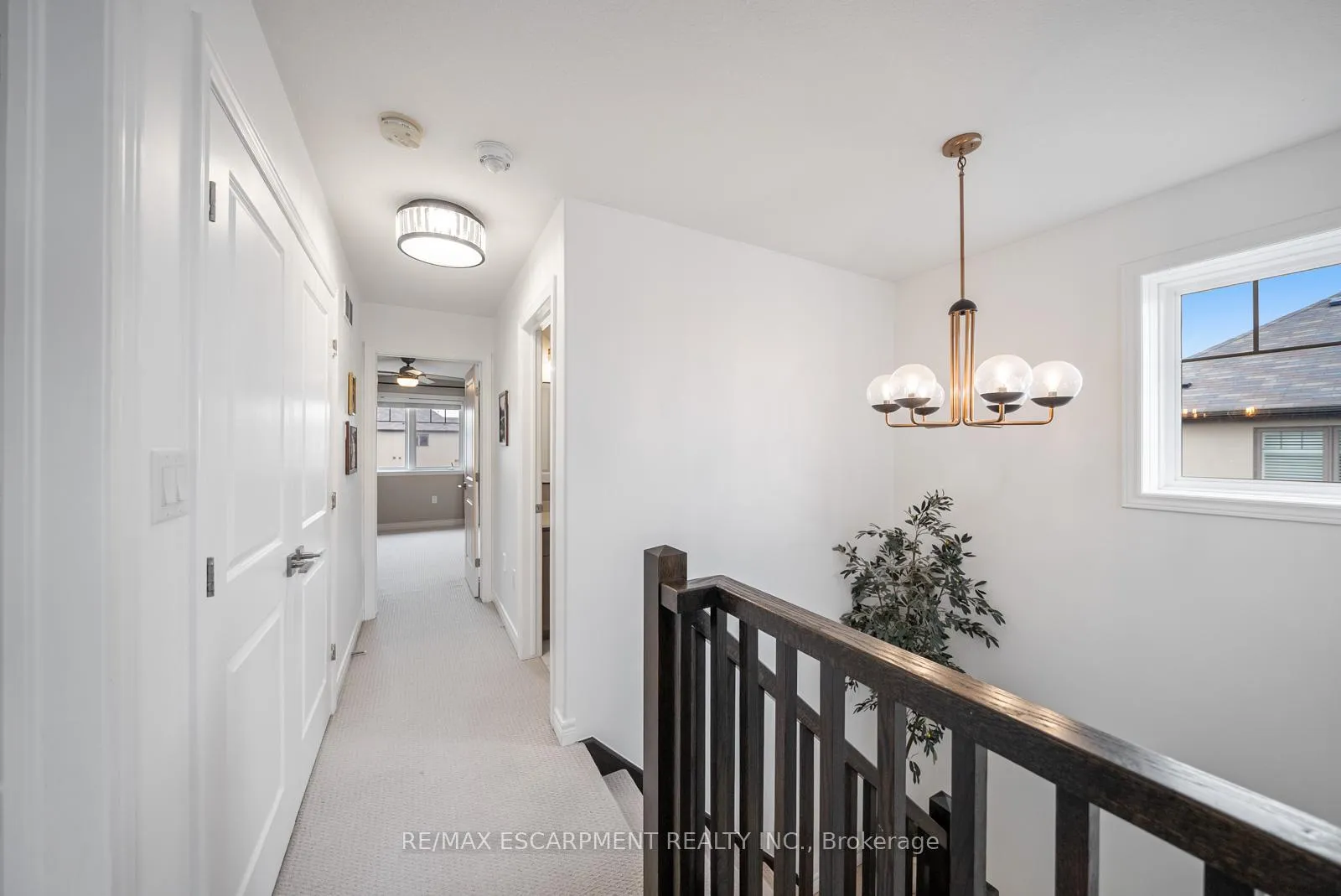 Photo 26 of 69 John Frederick Drive, Hamilton, Meadowlands — HOMEH