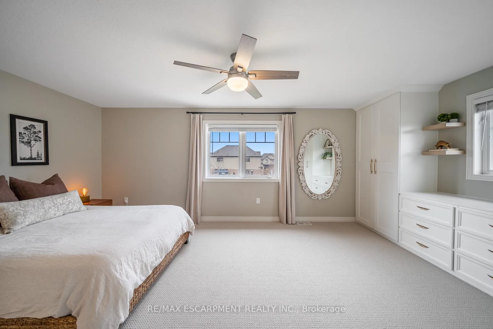 Photo 33 of 69 John Frederick Drive, Hamilton, Meadowlands — HOMEH