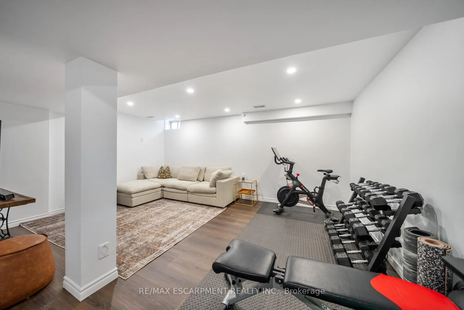Photo 41 of 69 John Frederick Drive, Hamilton, Meadowlands — HOMEH