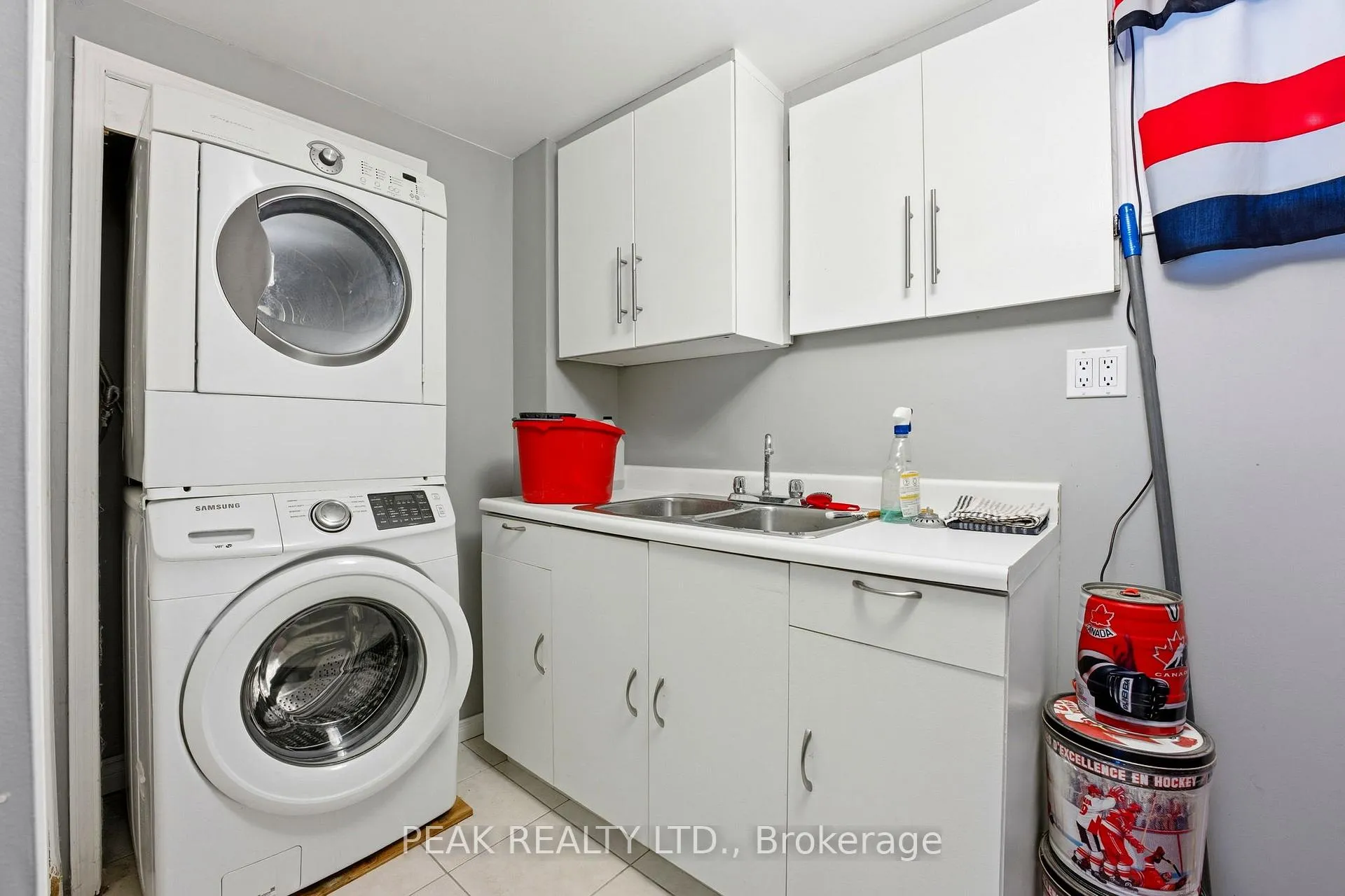 Photo 25 of 197 Hanover Place, Hamilton, Vincent — HOMEH