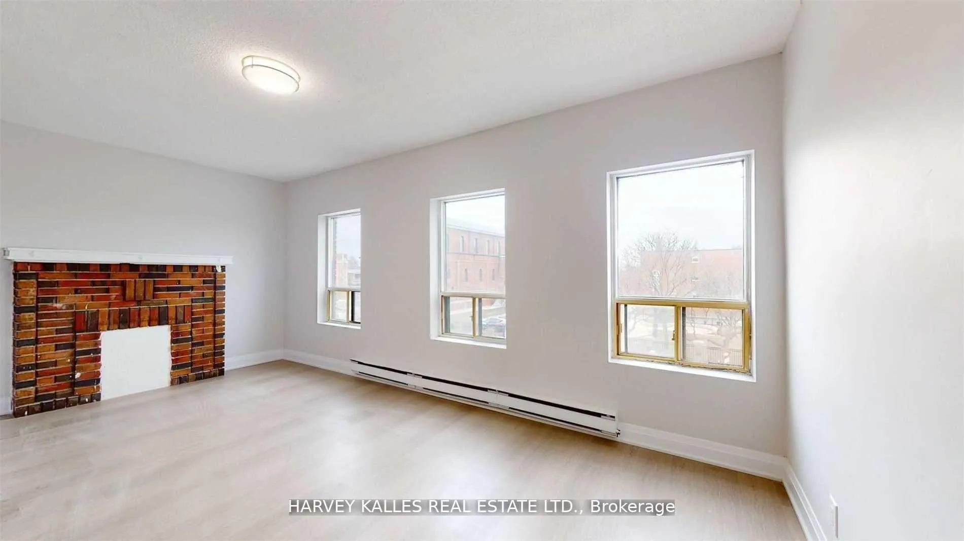 Photo 2 of Unit 7, 98 Northcliffe Boulevard, Toronto, Oakwood Village — HOMEH