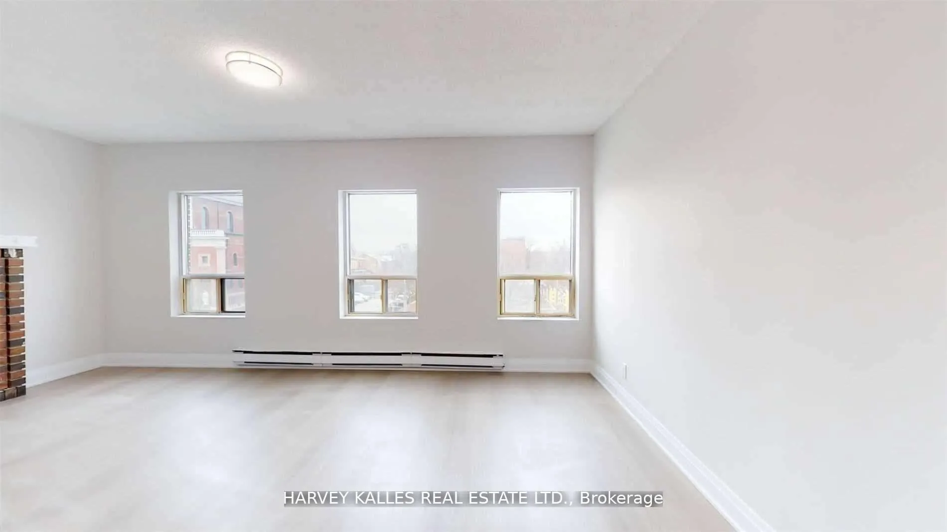Photo 3 of Unit 7, 98 Northcliffe Boulevard, Toronto, Oakwood Village — HOMEH