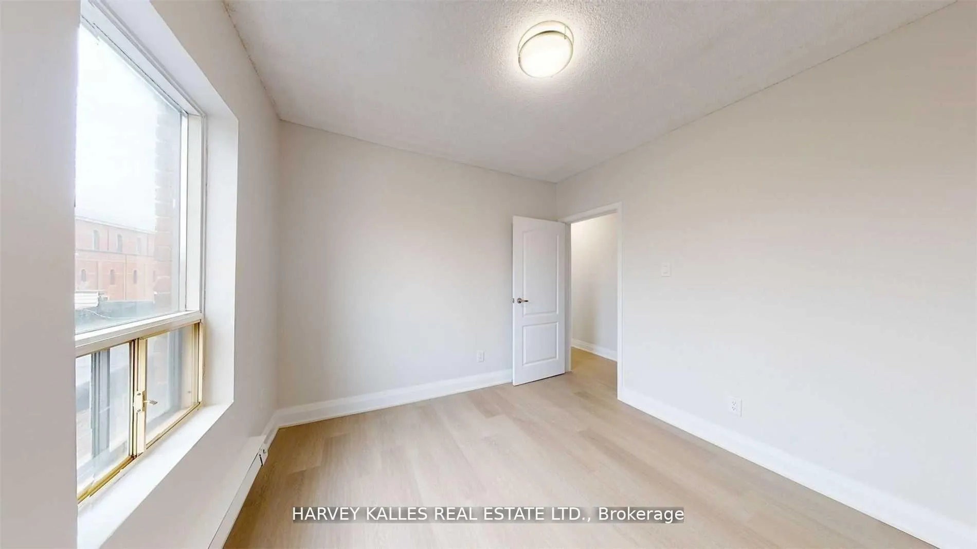 Photo 11 of Unit 7, 98 Northcliffe Boulevard, Toronto, Oakwood Village — HOMEH