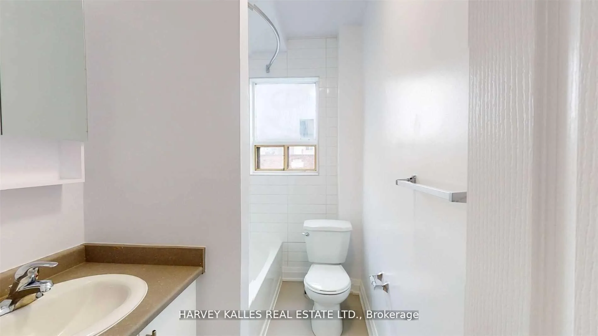 Photo 13 of Unit 7, 98 Northcliffe Boulevard, Toronto, Oakwood Village — HOMEH