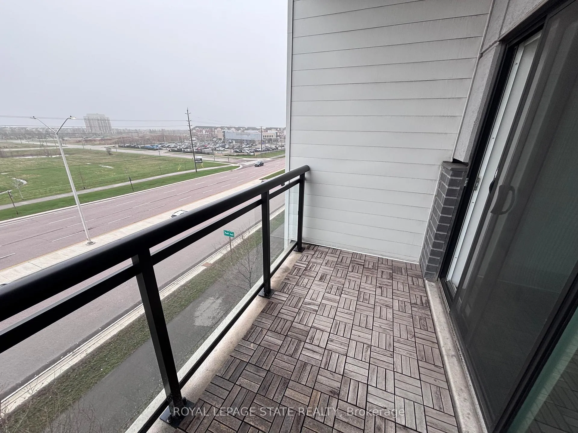 Photo 13 of Unit 417, 128 Grovewood Common, Oakville, Glenorchy — HOMEH