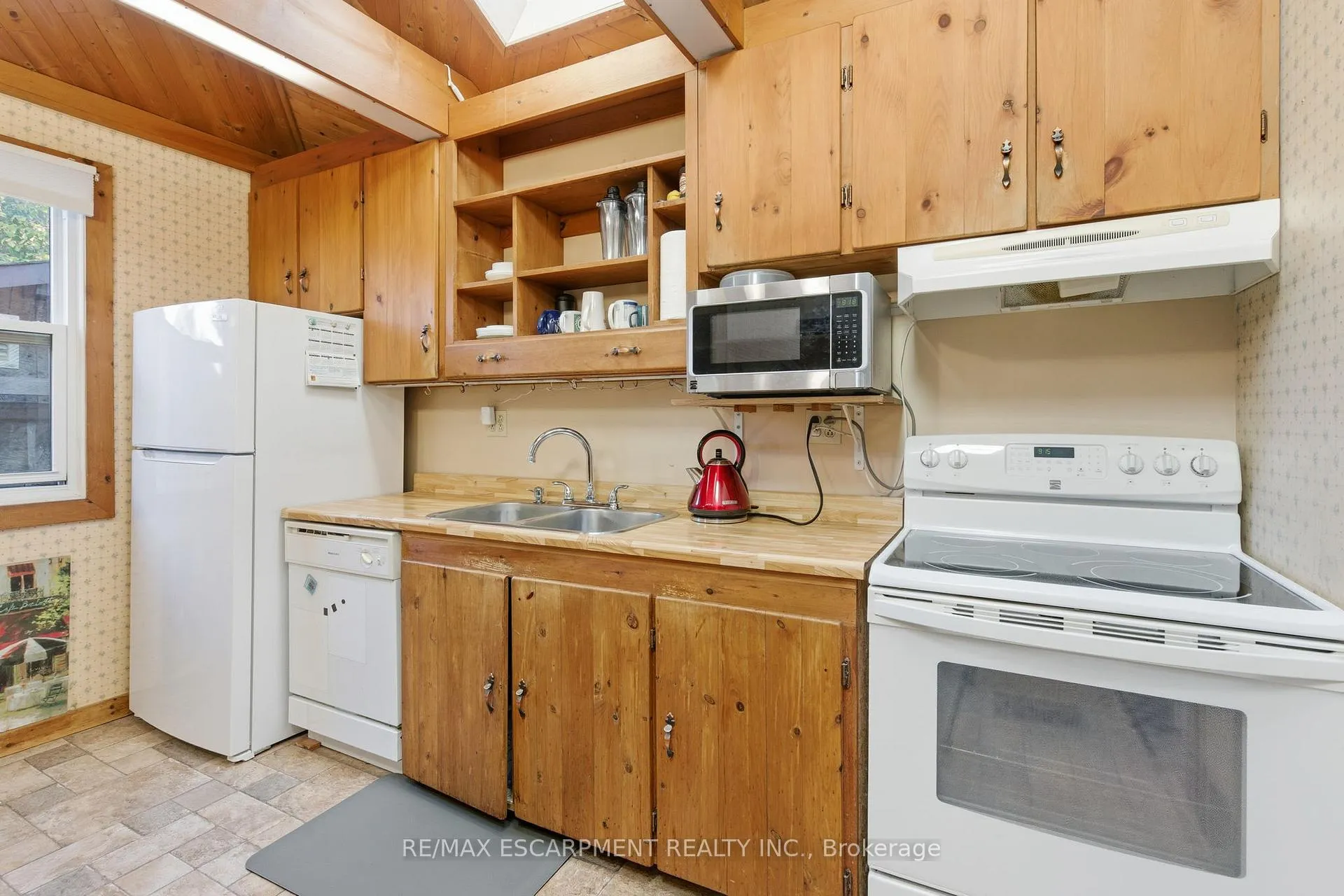 Photo 15 of 267 Thayer Avenue, Hamilton, Inch Park — HOMEH