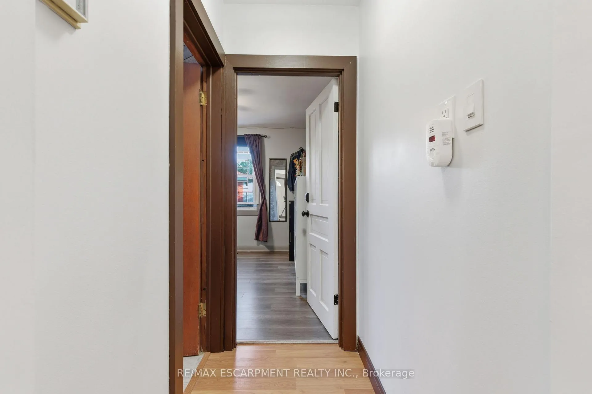 Photo 18 of 267 Thayer Avenue, Hamilton, Inch Park — HOMEH