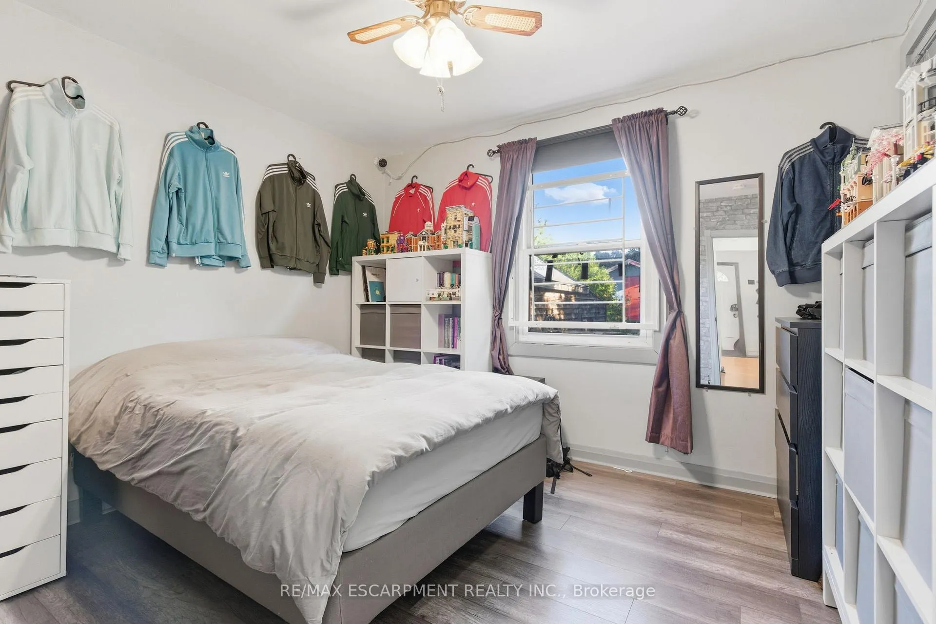 Photo 21 of 267 Thayer Avenue, Hamilton, Inch Park — HOMEH