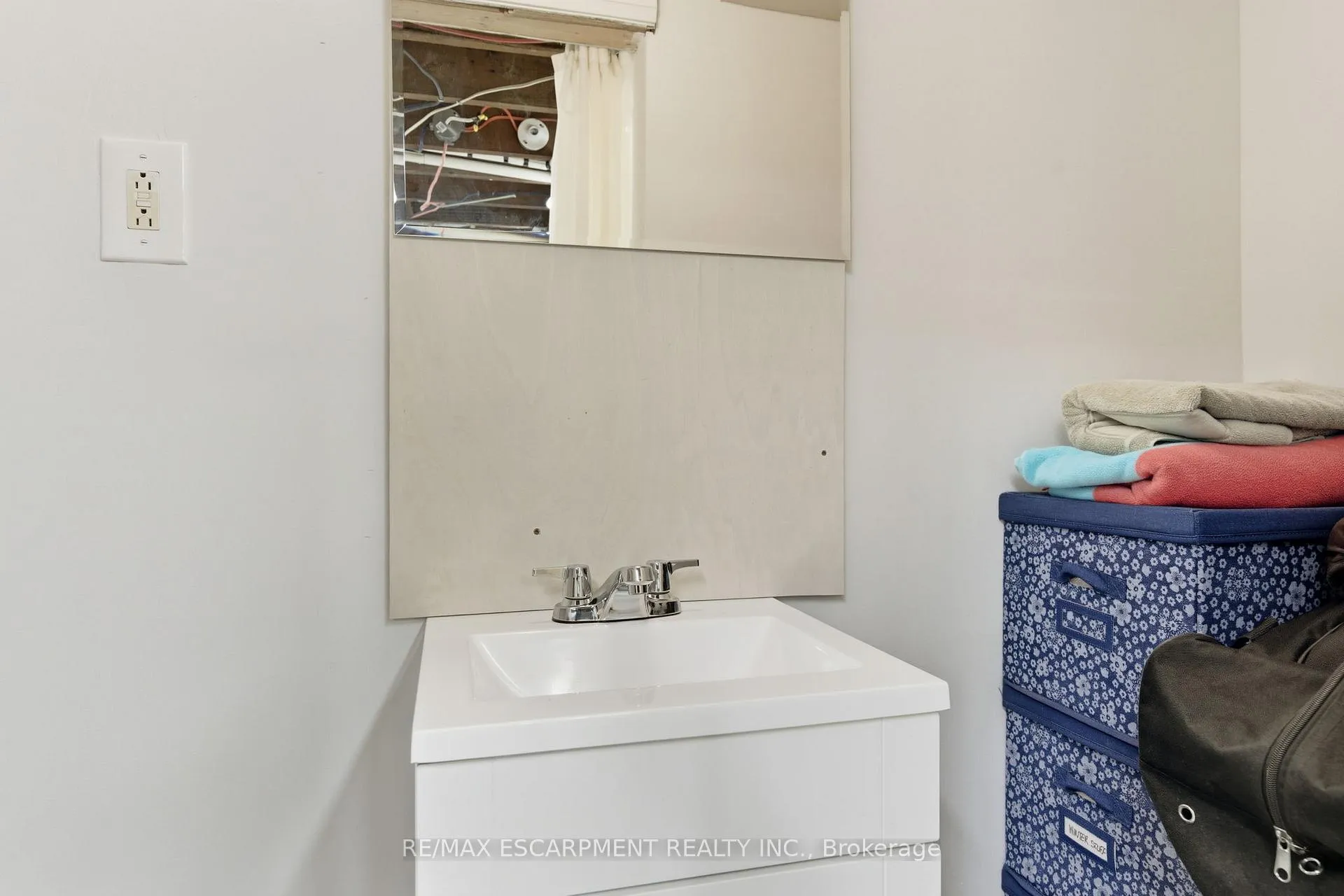 Photo 28 of 267 Thayer Avenue, Hamilton, Inch Park — HOMEH