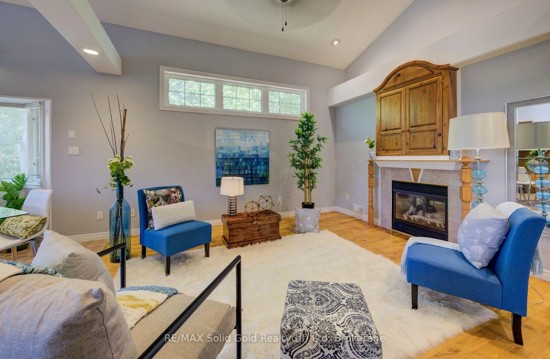 Photo 14 of 2 Smetana Drive, Kitchener — HOMEH