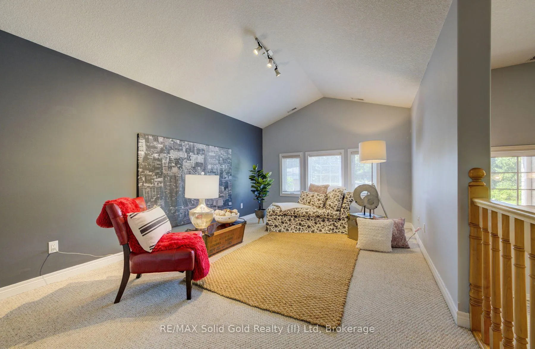 Photo 16 of 2 Smetana Drive, Kitchener — HOMEH