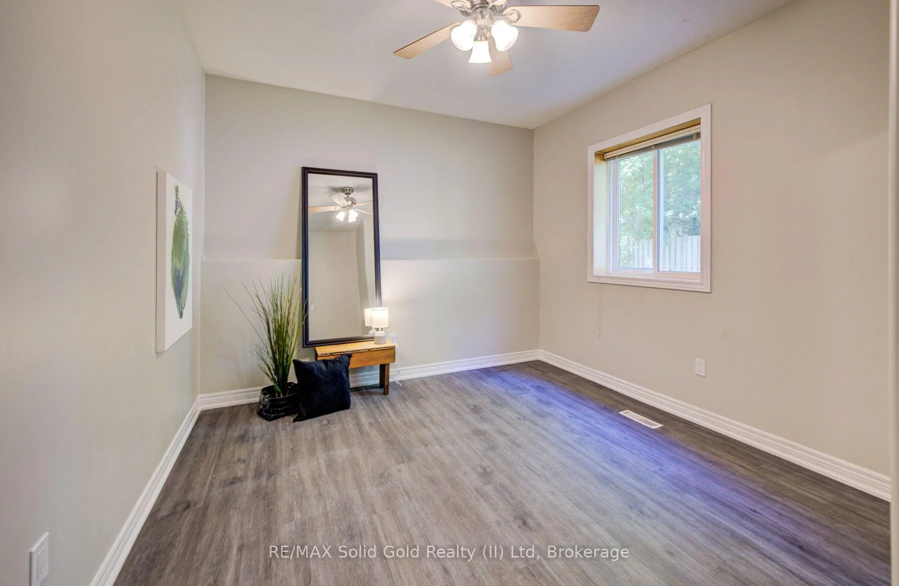 Photo 35 of 2 Smetana Drive, Kitchener — HOMEH