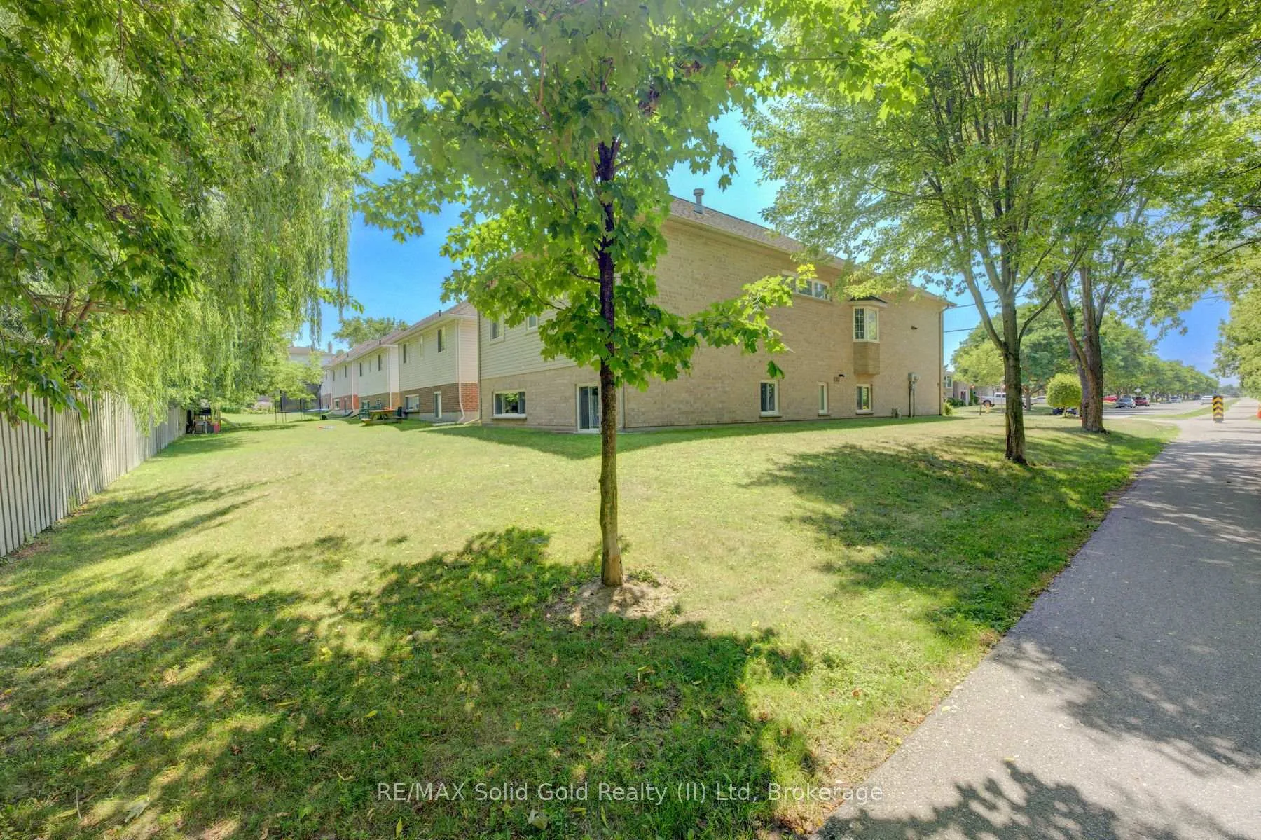 Photo 46 of 2 Smetana Drive, Kitchener — HOMEH
