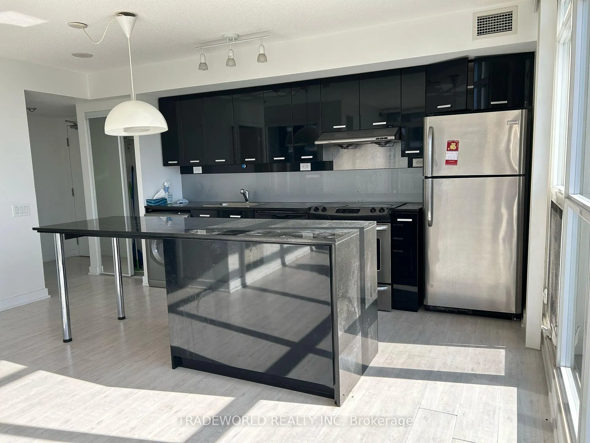 Photo 3 of Unit 1009 A, 19 Singer Court, North York, Bayview Village — HOMEH