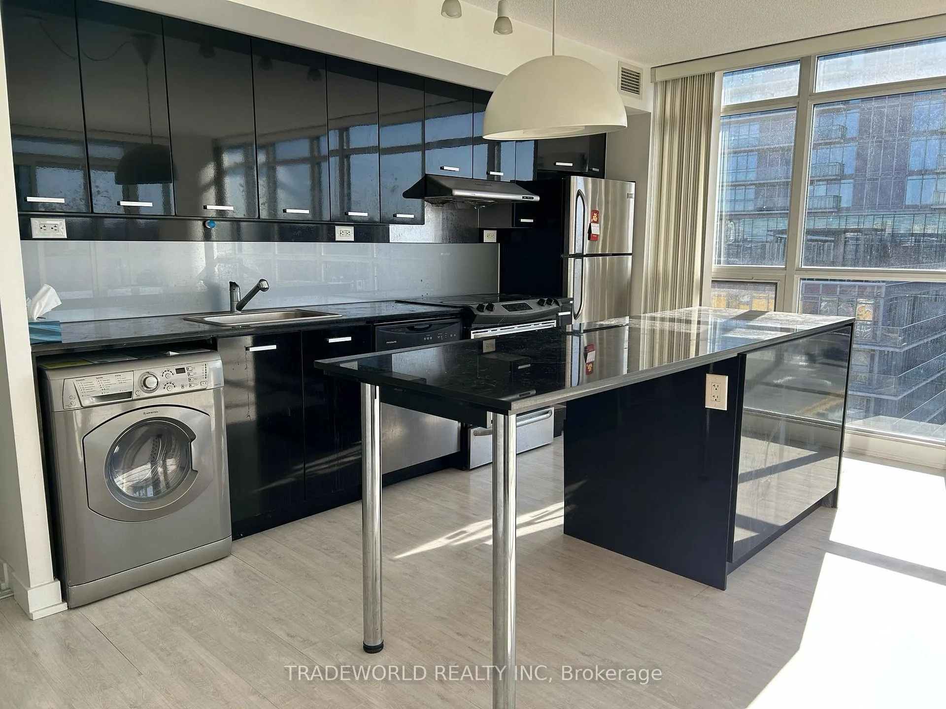 Photo 4 of Unit 1009 A, 19 Singer Court, North York, Bayview Village — HOMEH