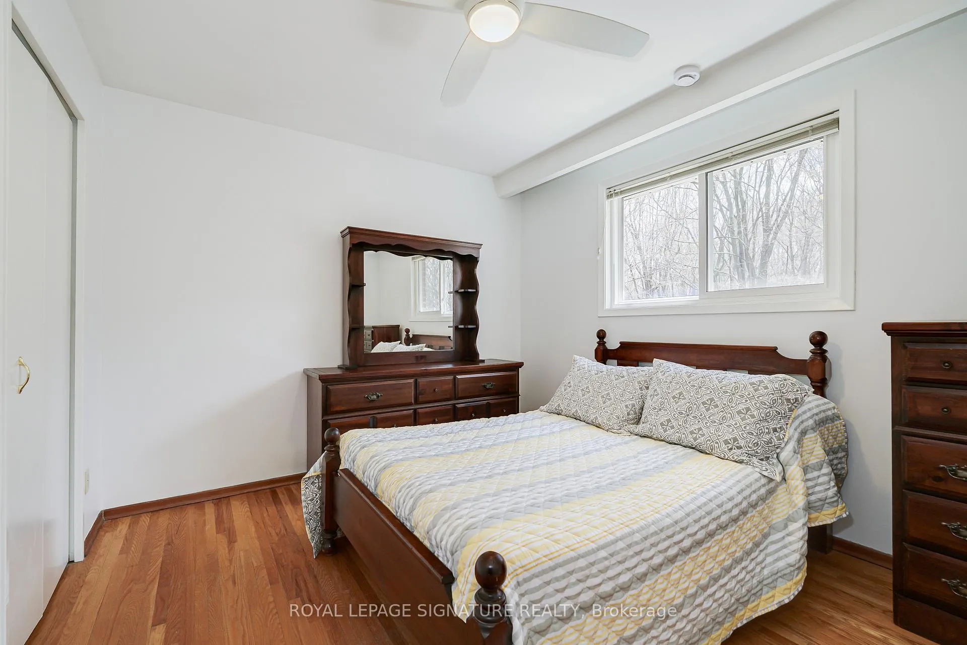 Photo 18 of 44 Harrington Crescent, North York, Bayview Woods-Steeles — HOMEH