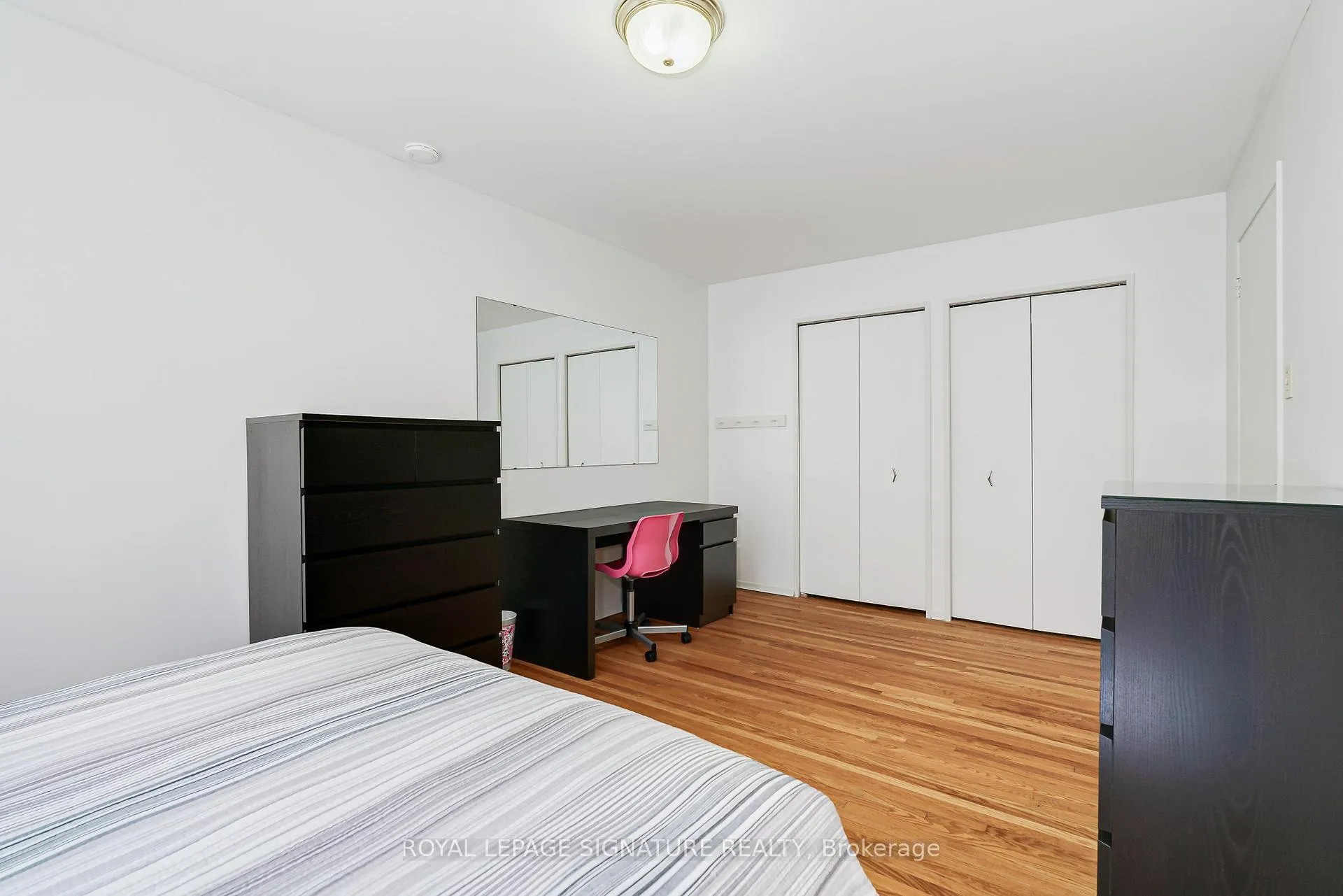 Photo 22 of 44 Harrington Crescent, North York, Bayview Woods-Steeles — HOMEH
