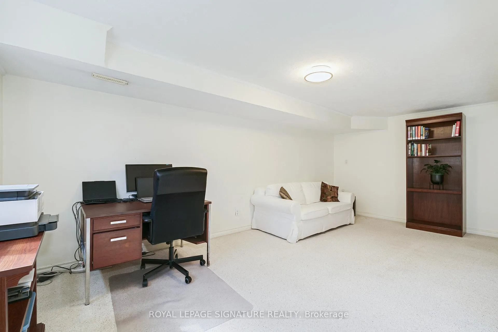 Photo 34 of 44 Harrington Crescent, North York, Bayview Woods-Steeles — HOMEH