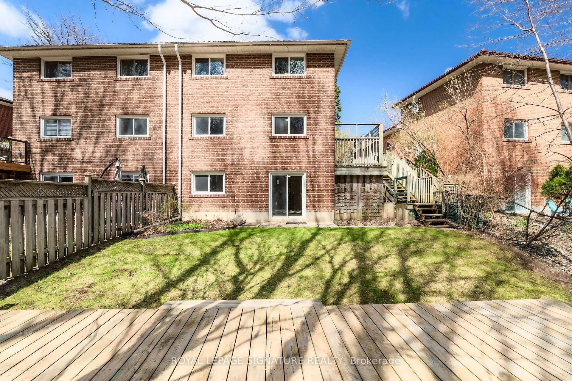 Photo 41 of 44 Harrington Crescent, North York, Bayview Woods-Steeles — HOMEH