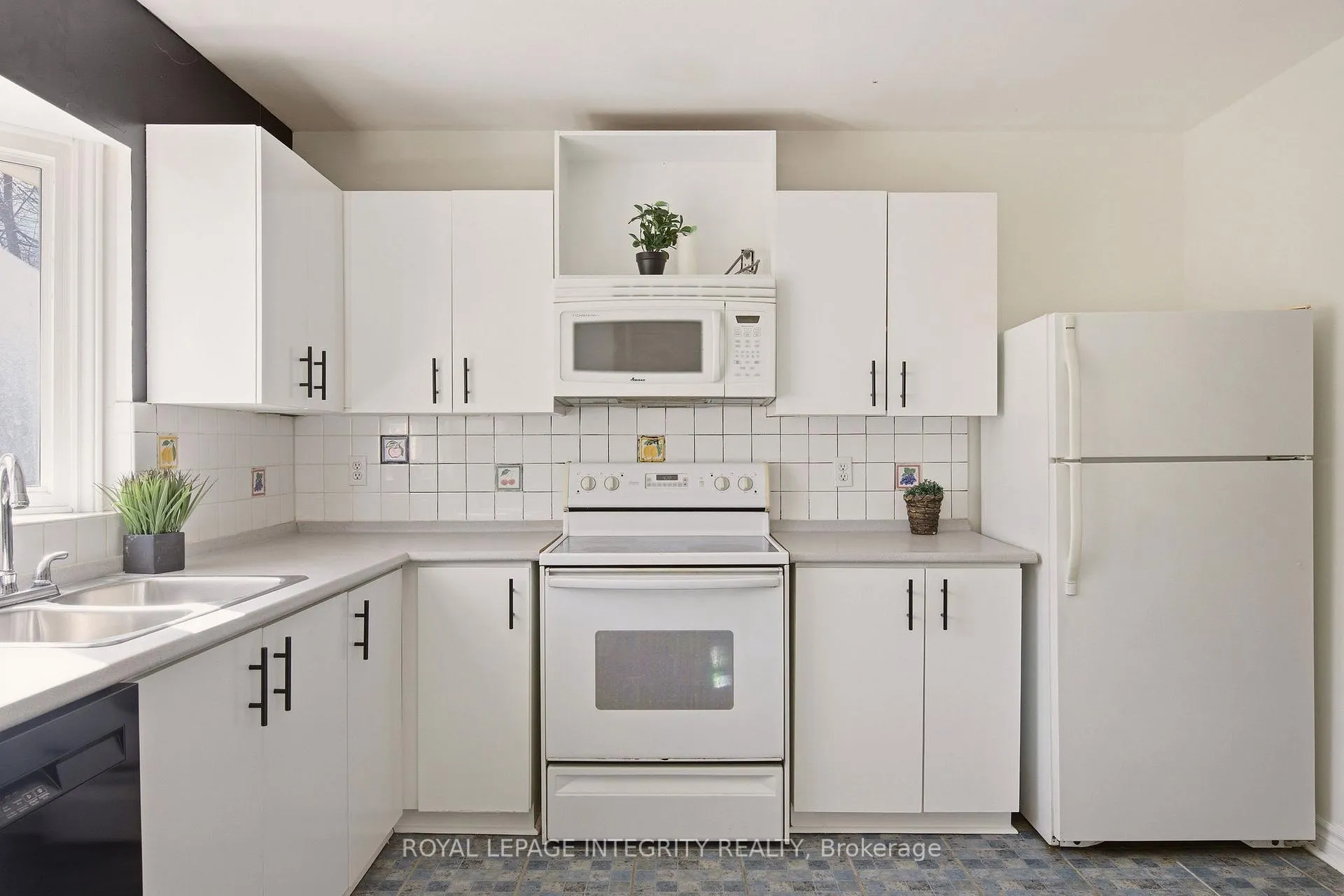 Photo 18 of 39 Lightfoot Place, Ottawa, Kanata - Katimavik — HOMEH