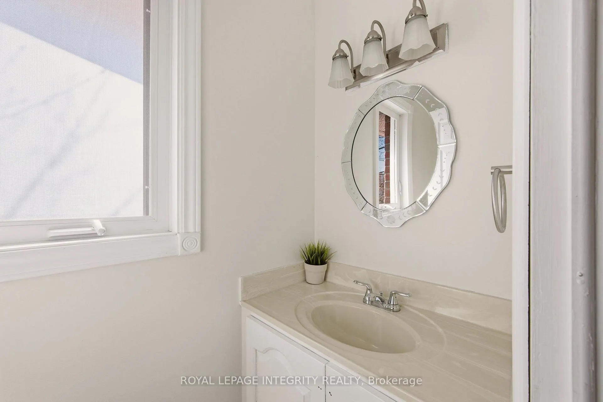 Photo 21 of 39 Lightfoot Place, Ottawa, Kanata - Katimavik — HOMEH