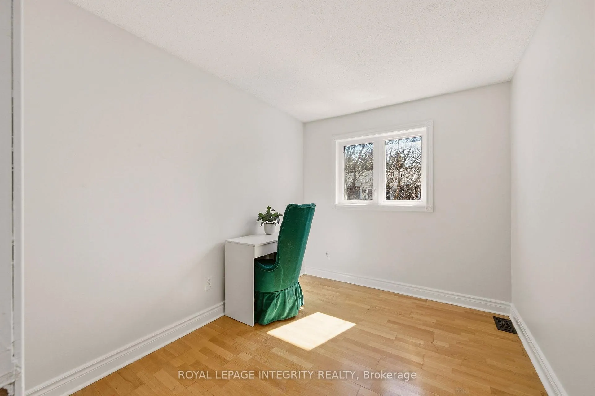 Photo 26 of 39 Lightfoot Place, Ottawa, Kanata - Katimavik — HOMEH