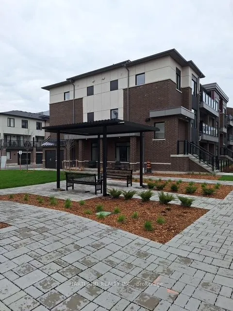 Photo 13 of Unit 1303, 1695 Dersan Street, Pickering, Duffin Heights — HOMEH