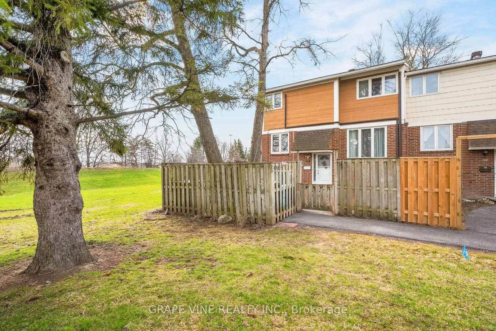 Photo 1 of Unit 36, 177 Salter Crescent, Ottawa, Kanata - Beaverbrook — HOMEH