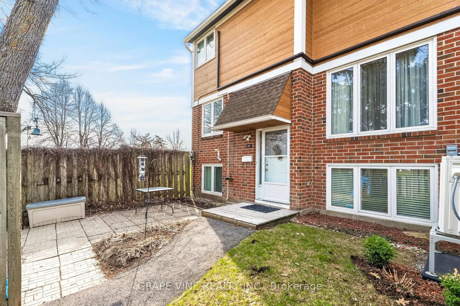 Photo 3 of Unit 36, 177 Salter Crescent, Ottawa, Kanata - Beaverbrook — HOMEH