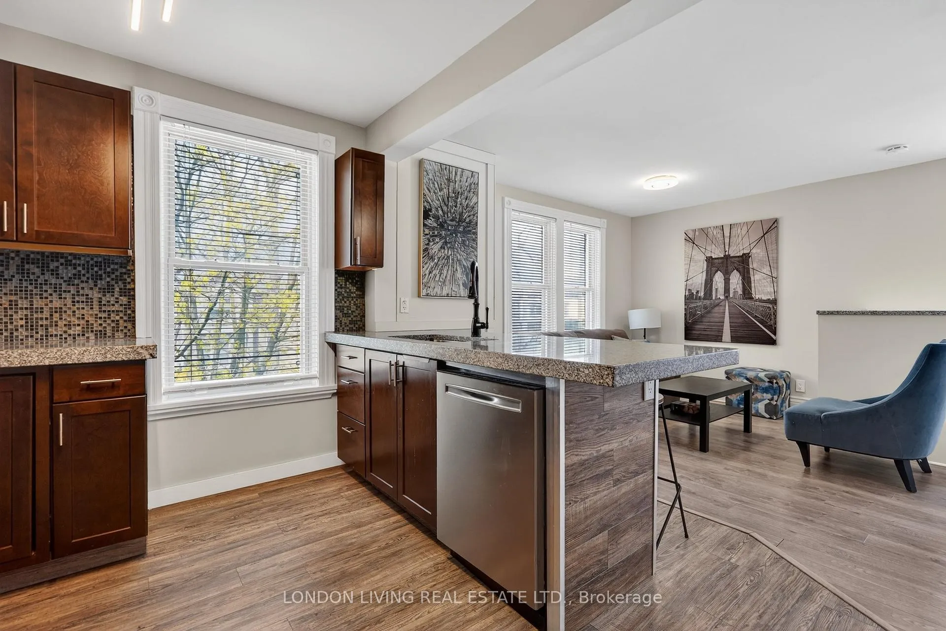 Photo 25 of 141 Bruce Street, London, South F — HOMEH