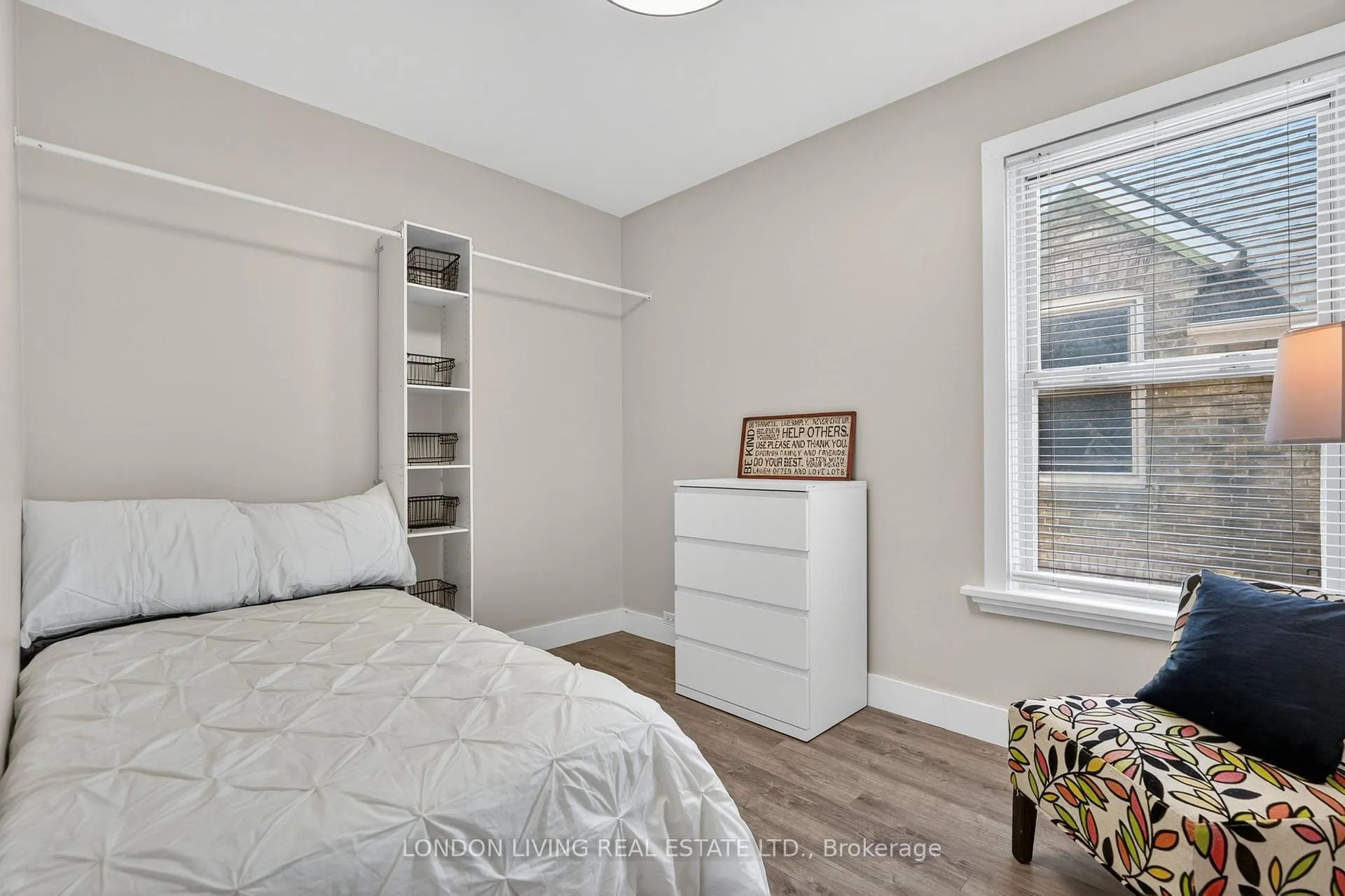 Photo 29 of 141 Bruce Street, London, South F — HOMEH
