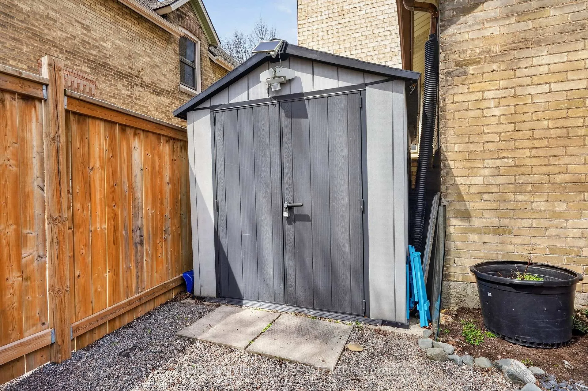 Photo 43 of 141 Bruce Street, London, South F — HOMEH