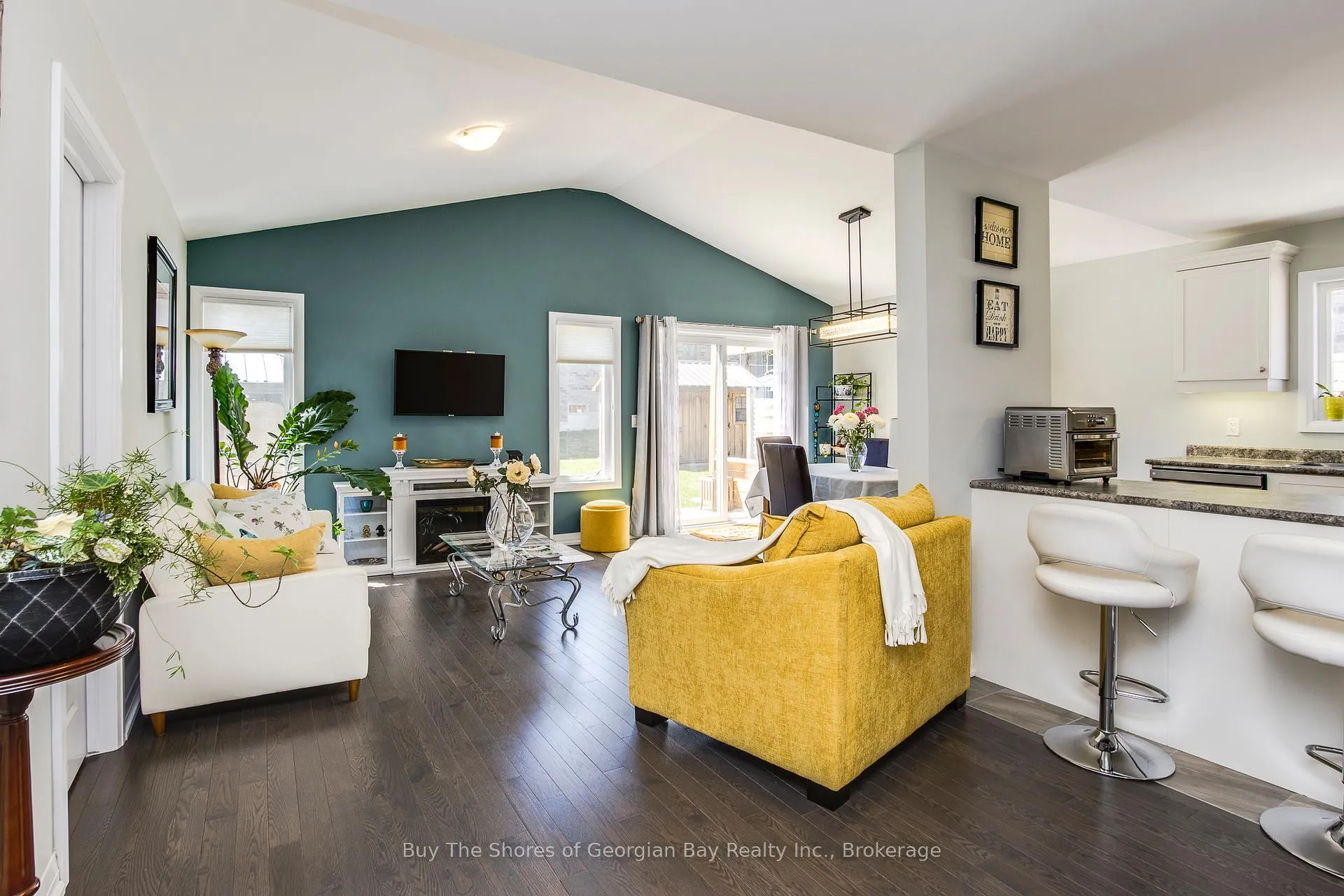 Photo 6 of 27 Beausoleil Drive, Penetanguishene — HOMEH