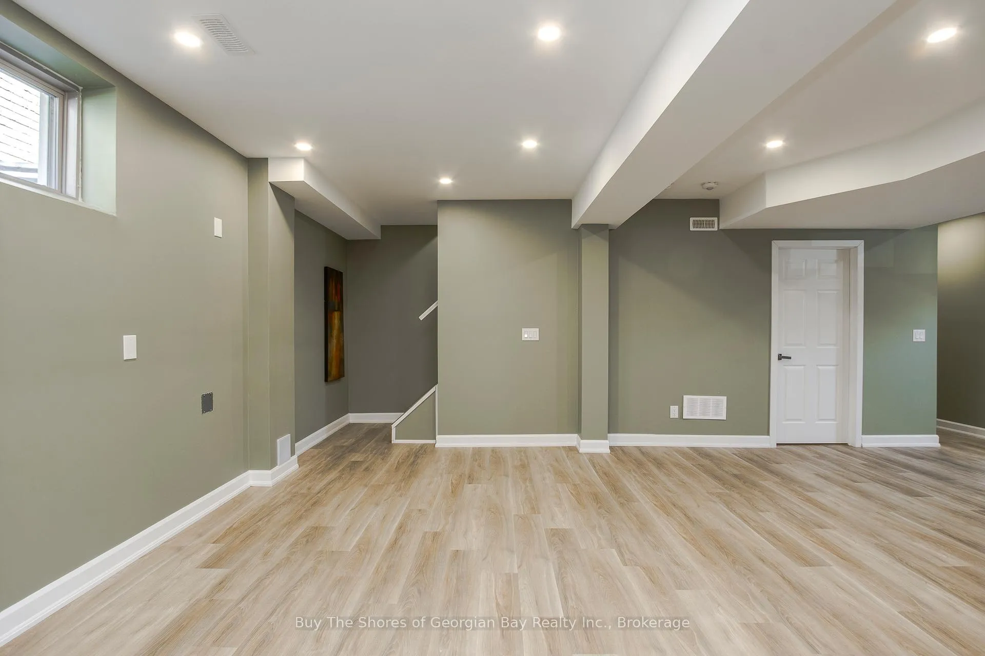Photo 32 of 27 Beausoleil Drive, Penetanguishene — HOMEH