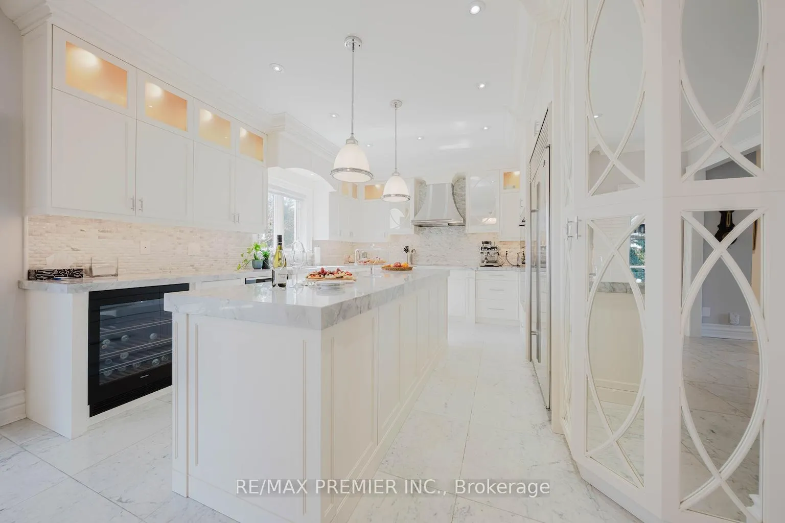 Photo 8 of 85 Gregory Scott Drive, Vaughan, Islington Woods — HOMEH