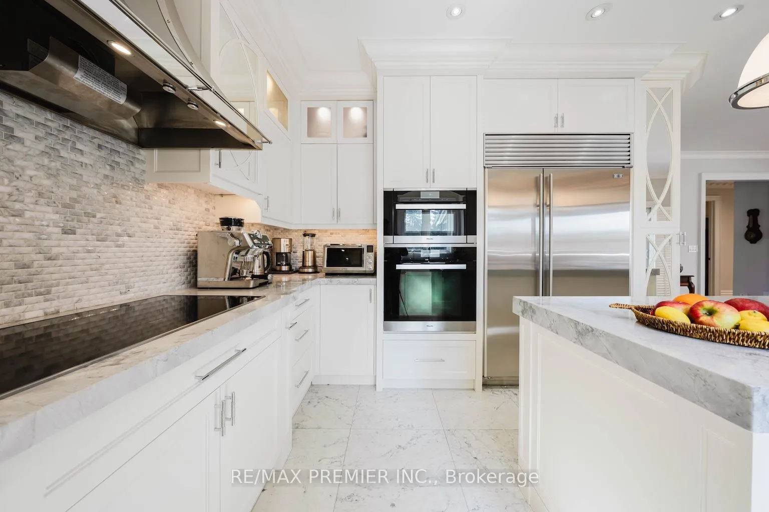 Photo 9 of 85 Gregory Scott Drive, Vaughan, Islington Woods — HOMEH