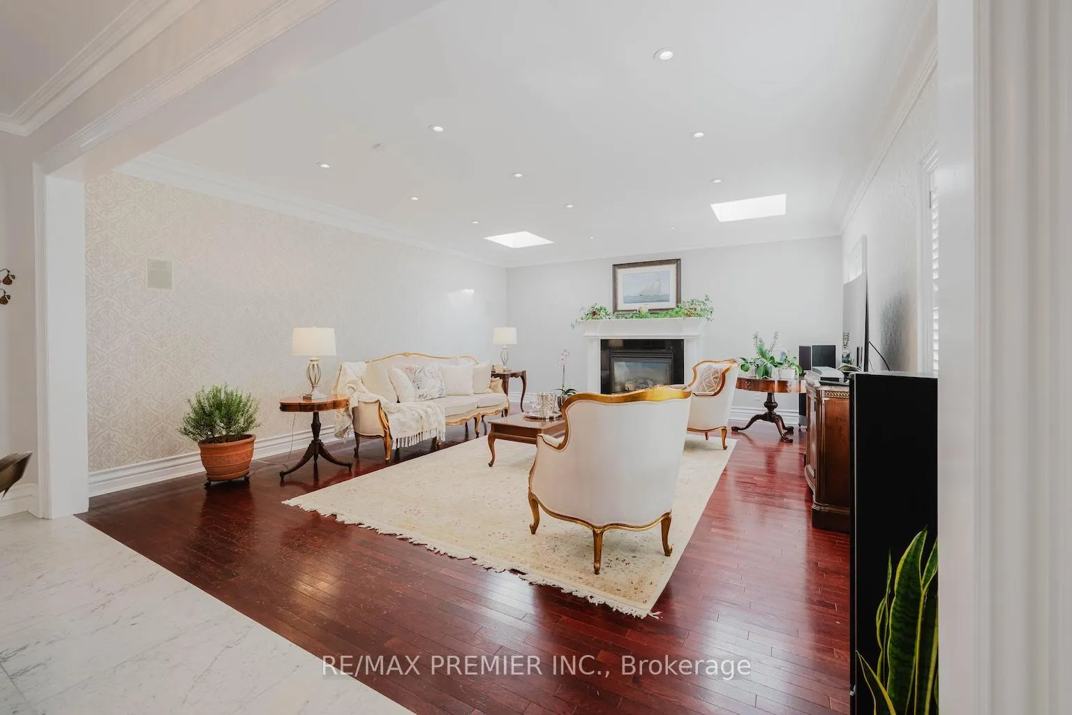 Photo 11 of 85 Gregory Scott Drive, Vaughan, Islington Woods — HOMEH