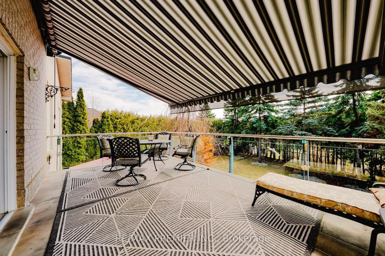 Photo 12 of 85 Gregory Scott Drive, Vaughan, Islington Woods — HOMEH