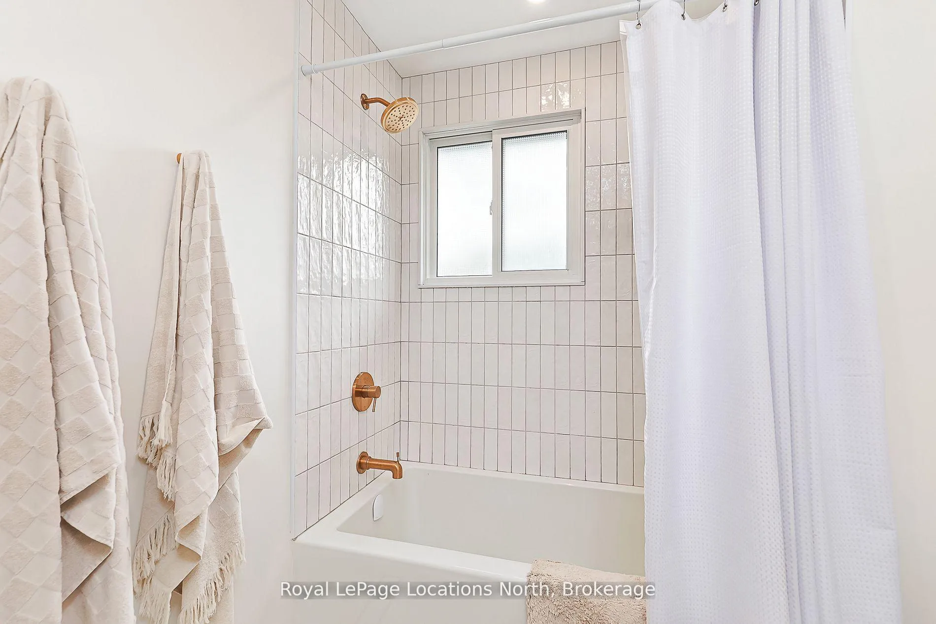 Photo 24 of 254 Third Street, Collingwood — HOMEH